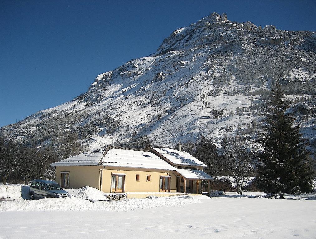 Chambres D'Hotes La Pierre D'Oran LʼArgentière-la-Bessée Εξωτερικό φωτογραφία